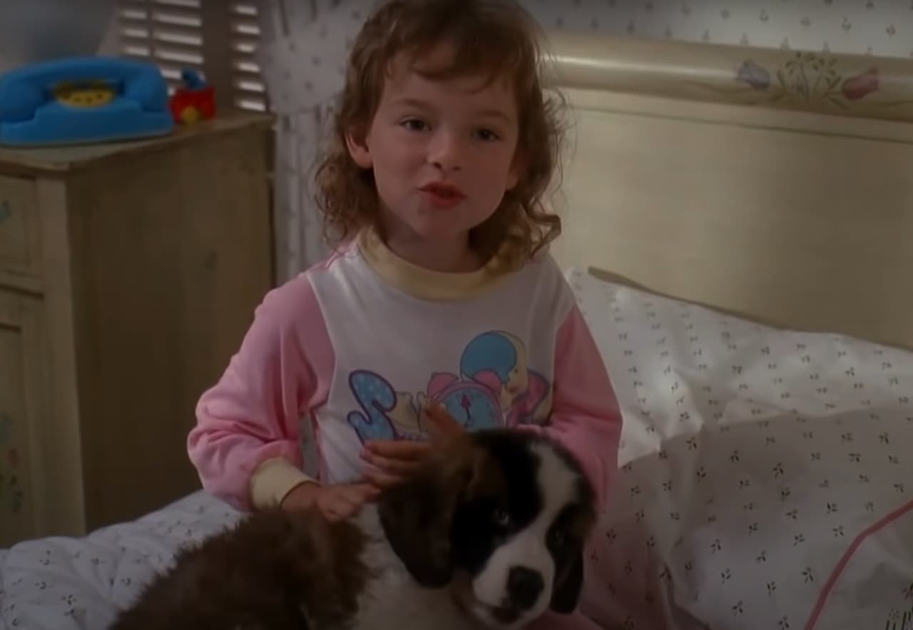 Ahora tiene 37 años y presuntamente vive en en California, Estados Unidos, pero se desconoce por qué abandonó la profesión y cómo luce, pues mantiene sus cuentas privadas y no hay fotos de ella en su edad adulta.