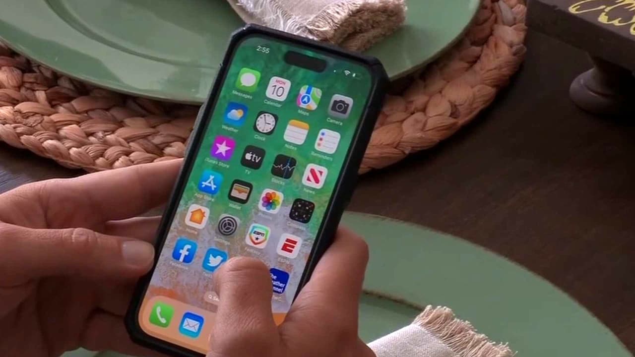 Las estafas en redes sociales roban más de 2 mil millones de dólares a miles de víctimas en EEUU