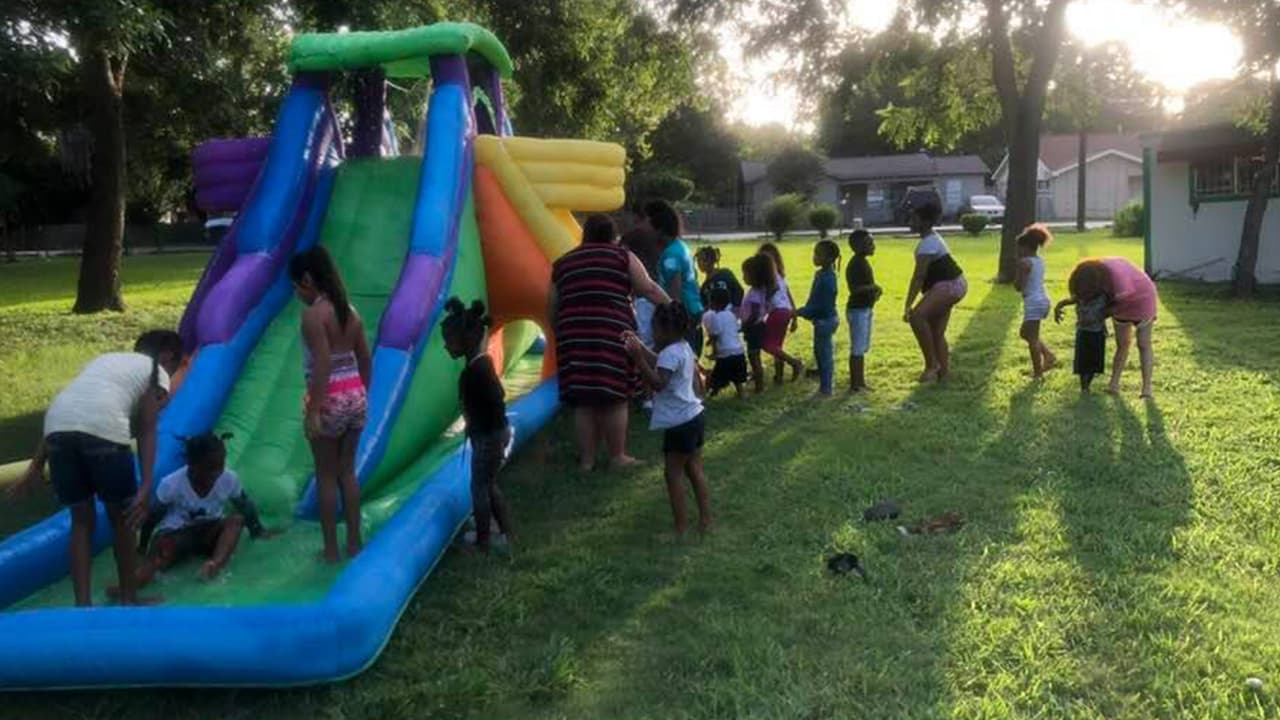 Salazar fundó “Nery’s Promise” que cuenta con muchos voluntarios y está abierta para recibir ayuda y gente que quiera participar. Para más informes puede visitar la pátina de internet de la organización.