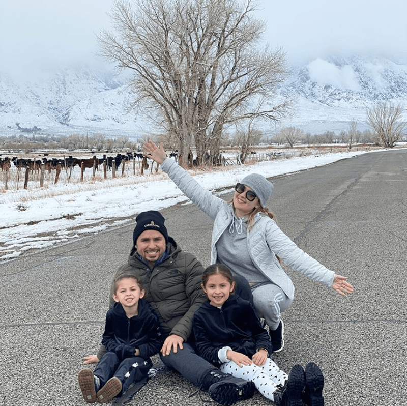 Las hijas de Larry Hernández y Kenia Ontiveros se llaman Daleyza y Dalary.