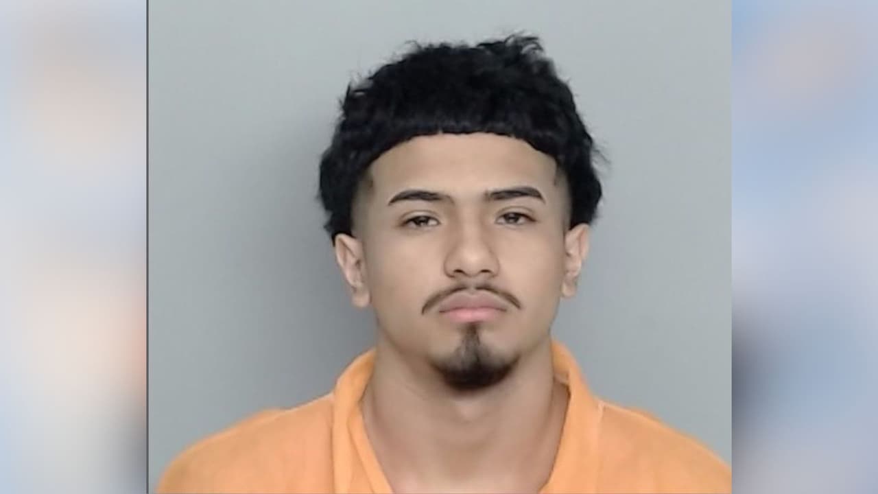 Detienen a adolescente de San Antonio tras tiroteo en la playa de Port Aransas que dejó 5 heridos