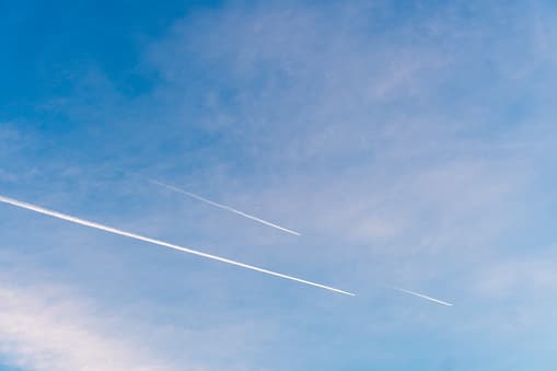 Así fue el vuelo de las mujeres pilotos de San Antonio en honor al centenario del derecho al voto de la mujer