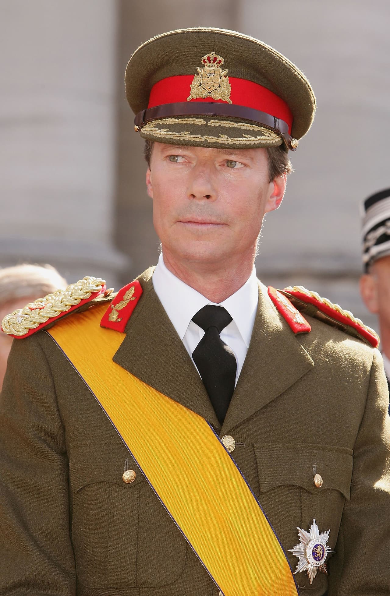 "Movido por un espíritu de apertura, transparencia y modernidad, acepté que pudiera llevarse a cabo la misión que deseaba realizar el primer ministro", dijo en un comunicado.