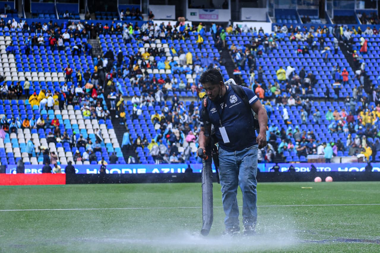 América aplastó 1-6 al Puebla en la ida de los Cuartos de Final con doblete de Henry Martín y goles de Diego Valdés, Alejandro Zendejas, Brian Rodríguez y Federico Viñas.
