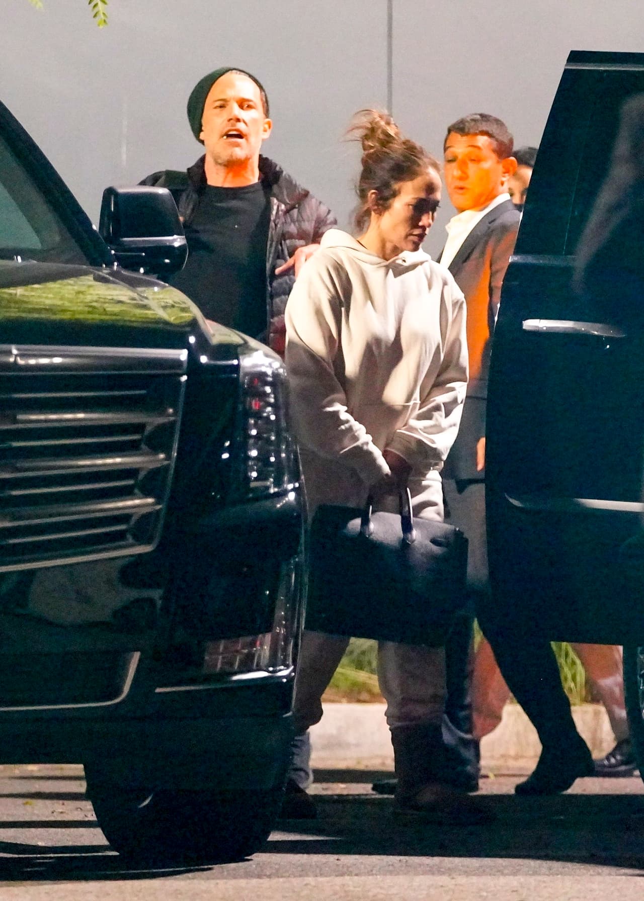 No queda claro de dónde regresaban, pero se sabe que en las últimas semanas él ha estado en Austin, Texas, filmando una nueva película. 
<br>