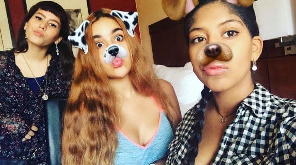 La puertorriqueña comparte mucho tiempo con sus amigas.