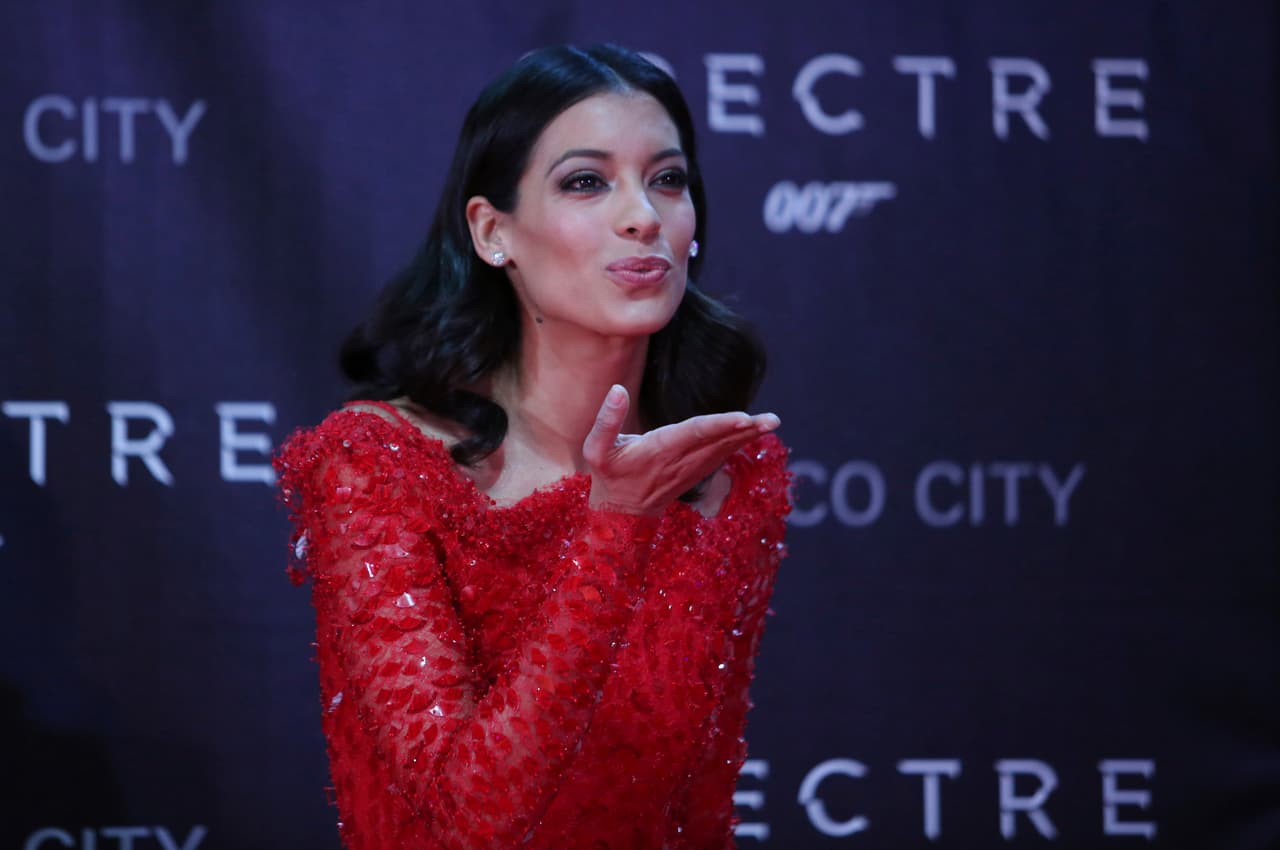 La mexicana Stephanie Sigman participa en el segmento del DF.