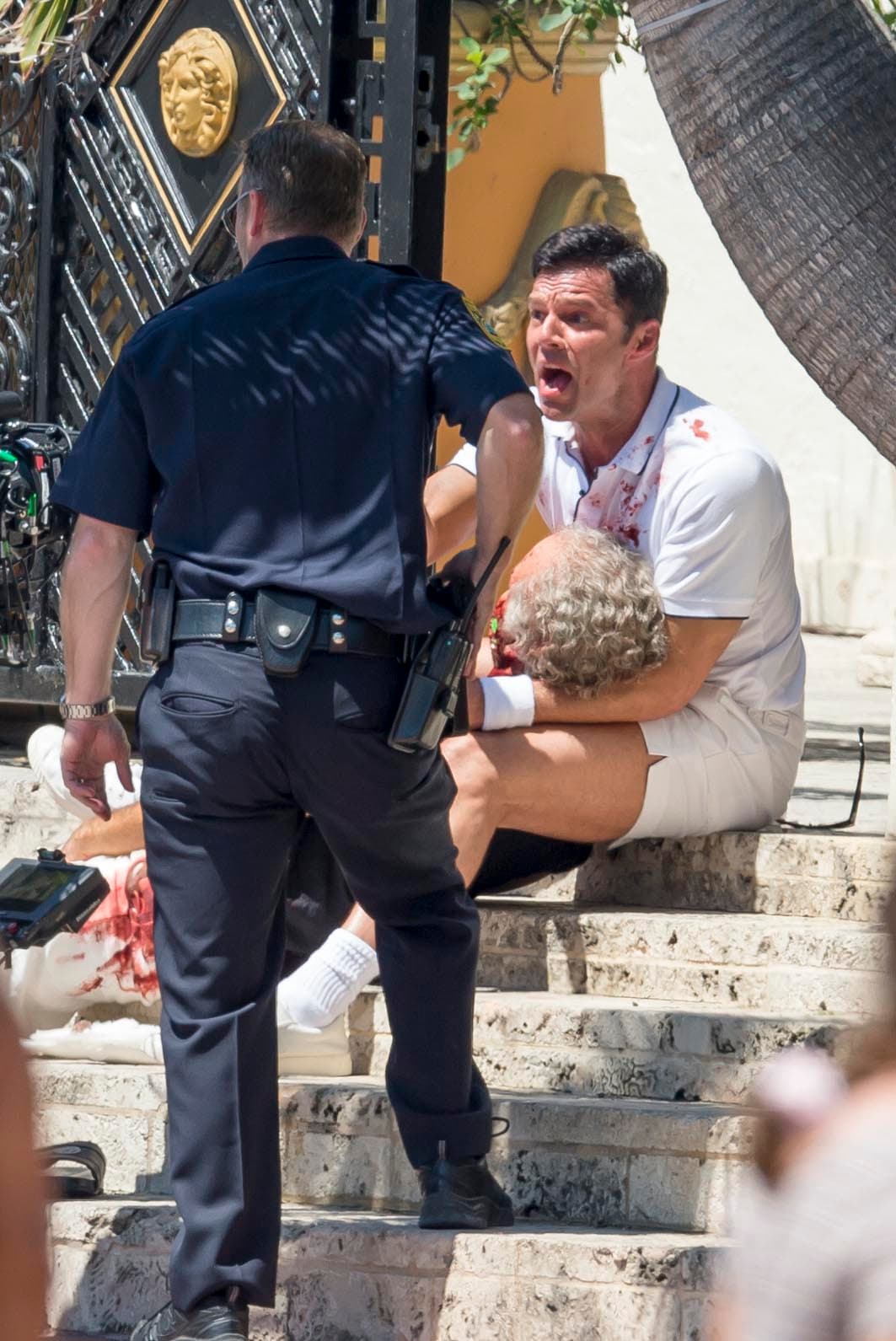 "Escuché un disparo y mi corazón se paralizó", así Antonio D'Amico describió este momento que casi 20 años después Ricky Martin recrea.