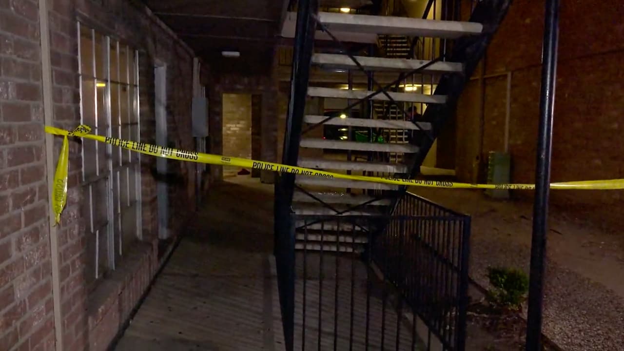 Balean a dos hombres durante un enfrentamiento entre dos posibles pandillas al suroeste de Houston