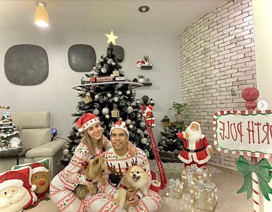 "Tengo mucha fe", admitió, "pido mucha oración por Stefanía, Dios es muy grande y 
<b>sé que nos va a cumplir el milagro</b>". 
<br>