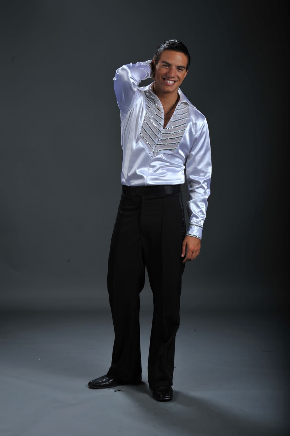 Por si fuera poco, antes de integrarse al concurso de baile, Vadhir Derbez actuó en varios de los programas de su papá.