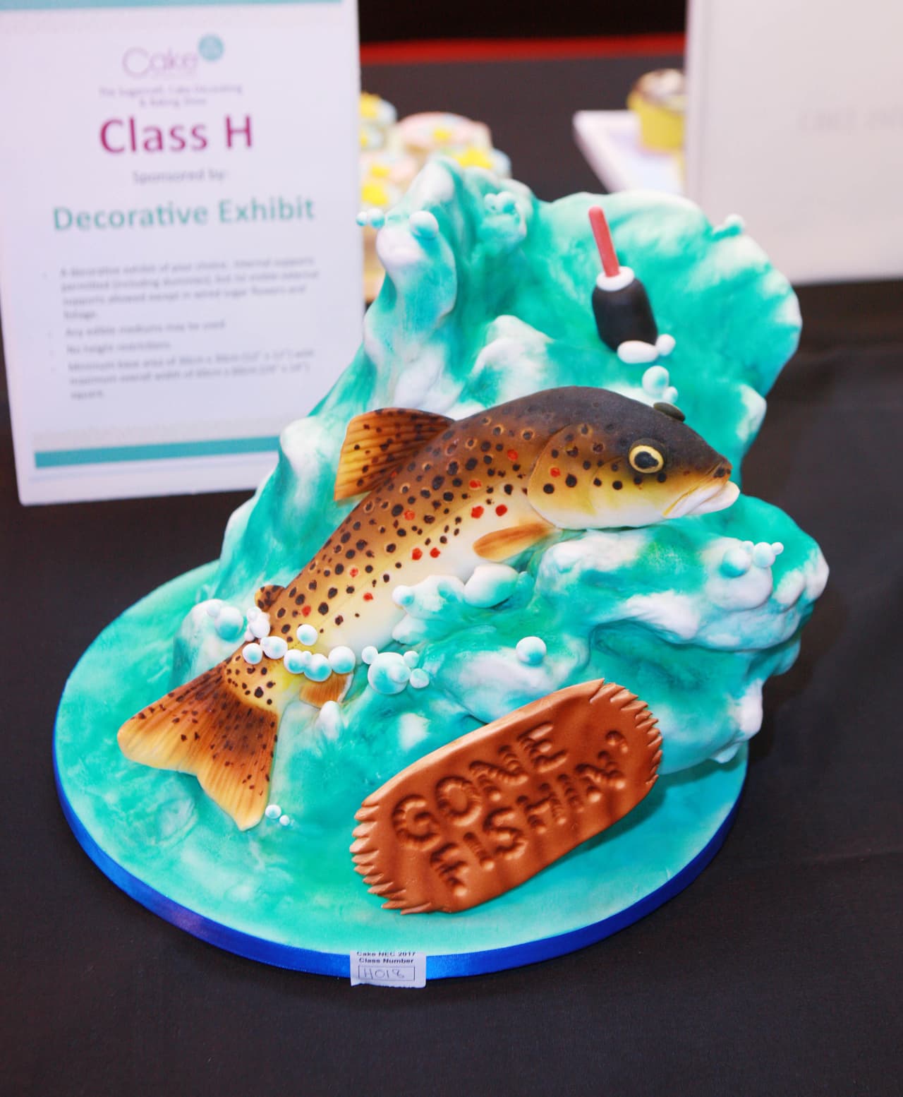 La competencia de pasteles mundial, Cake International, exhibió pasteles que llevan la decoración culinaria a lugares inesperados, con repostería en forma de personajes de películas, pájaros, perros y hasta un bebé. El show se llevará a cabo del 17 al 19 de marzo en Birmingham, Inglaterra.