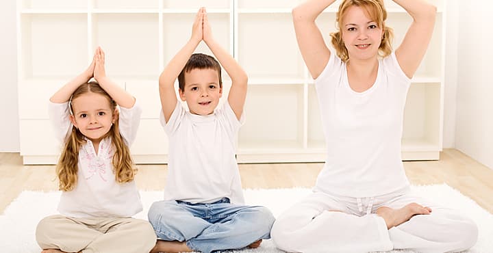 Yoga para niños: 5 movimientos para empezar en casa
