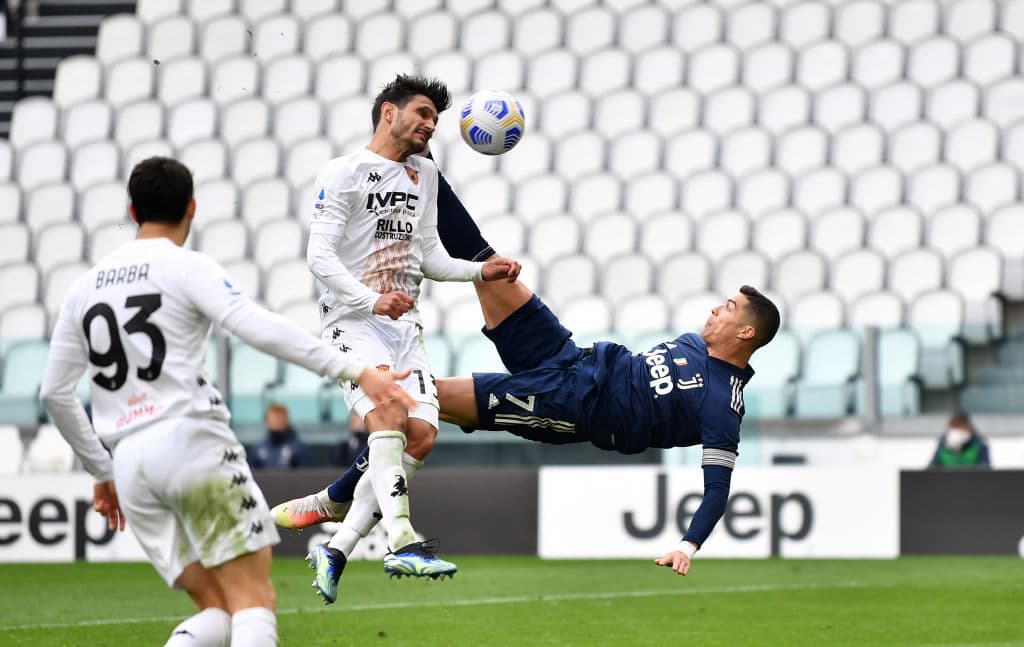 Triunfo histórico del Benevento ante la Juventus y más de la Serie A