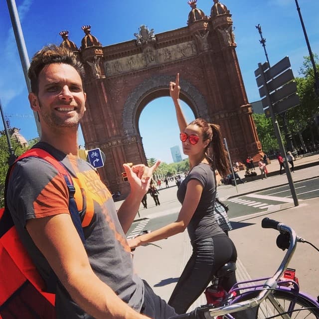 A través de sus redes sociales la conductora también agradeció a todos sus seguidores. Tanto del actor como de ella.