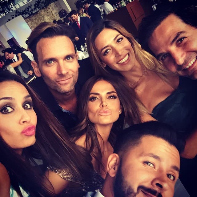 Además de coincidir en una meta en común; ser felices cada día, ayudándose, compartiendo y tomando en cuenta la opinión del otro.