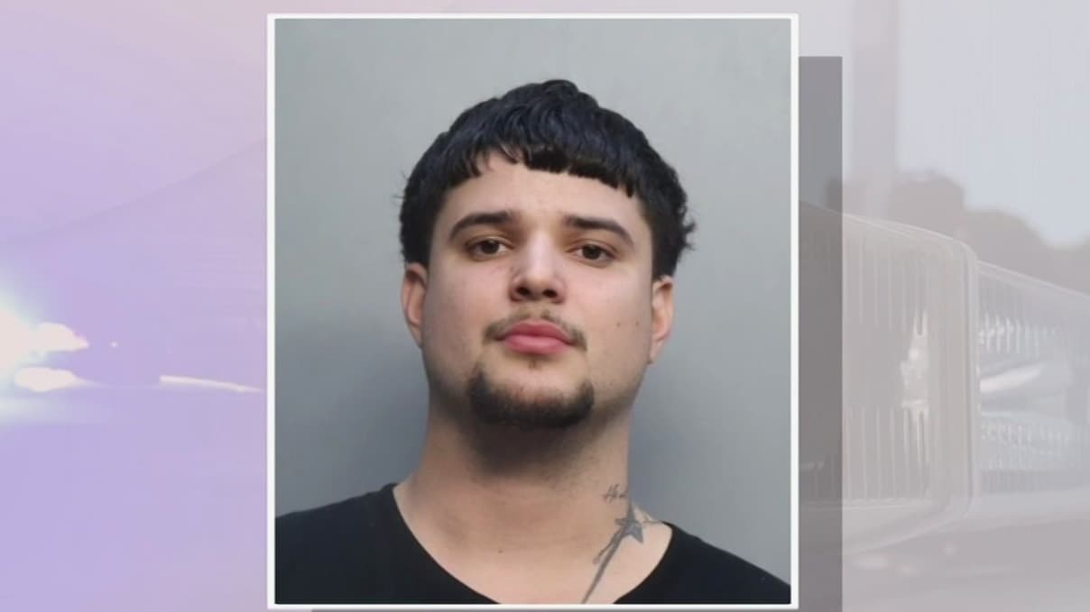 Mujer es hospitalizada tras ser atacada por perros en Hialeah: su hijo está arrestado