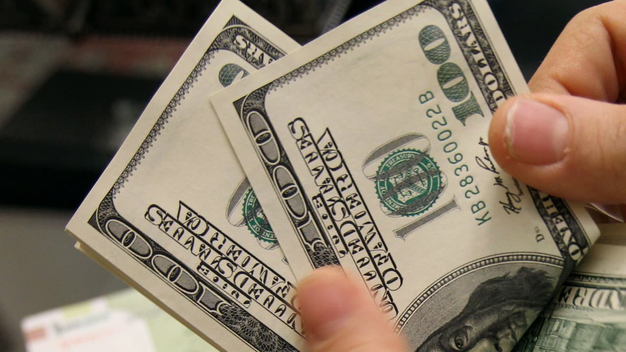 Realizan talleres en Los Ángeles para ayudar a inquilinos a pedir recursos económicos para el pago de la renta