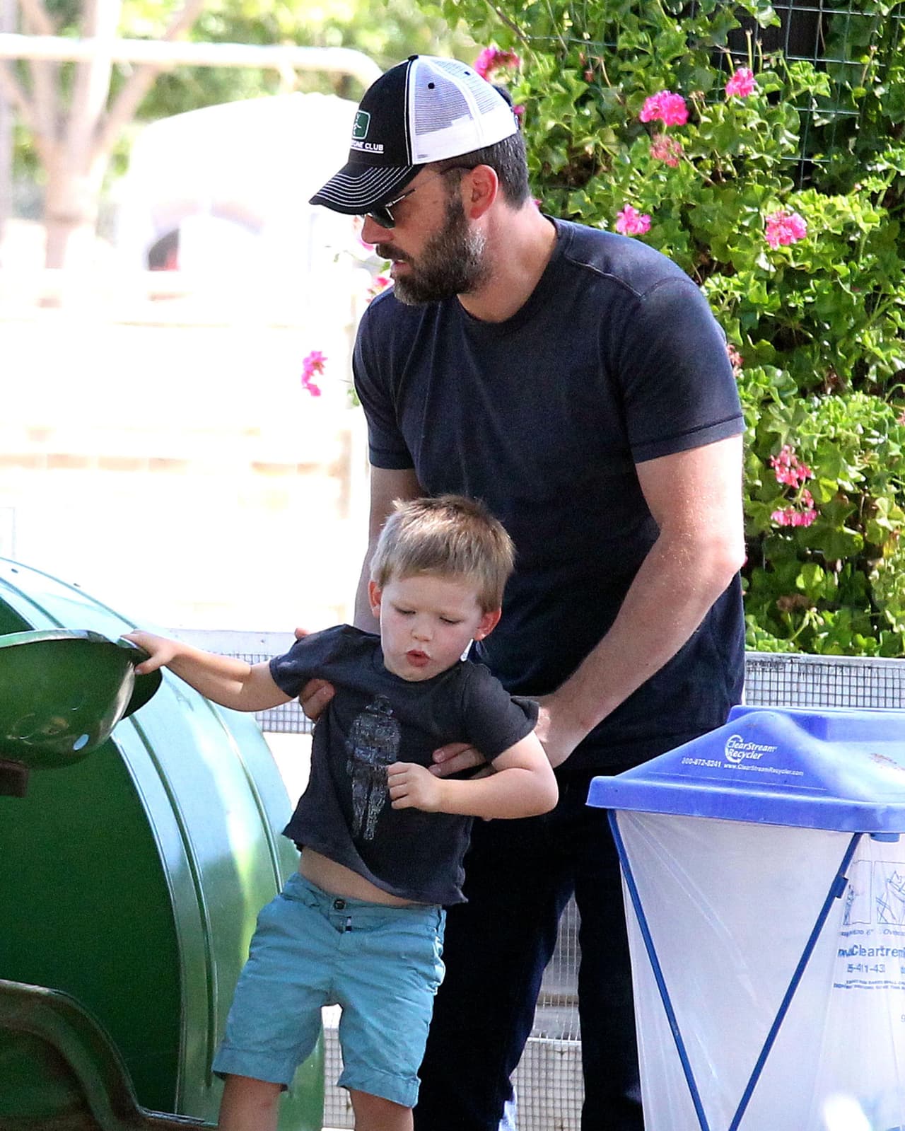 Se nota que Sam es traviesísimo.