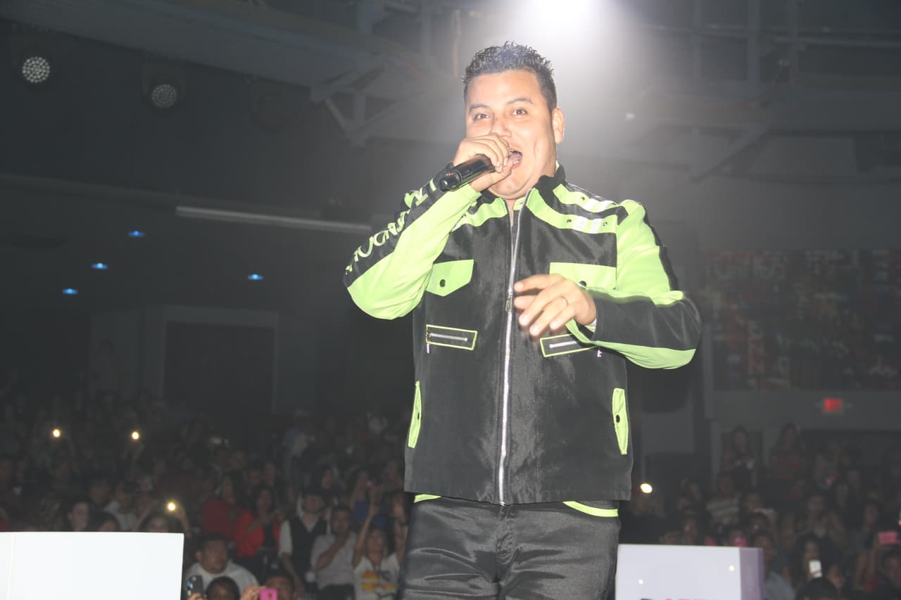 Con sus más recientes éxitos “Mil veces te quiero” y “Qué machín”, la Banda Rancho Viejo puso a bailar a toda su fanaticada en el Concierto Privado de la 105.9 y Univisión Arizona.