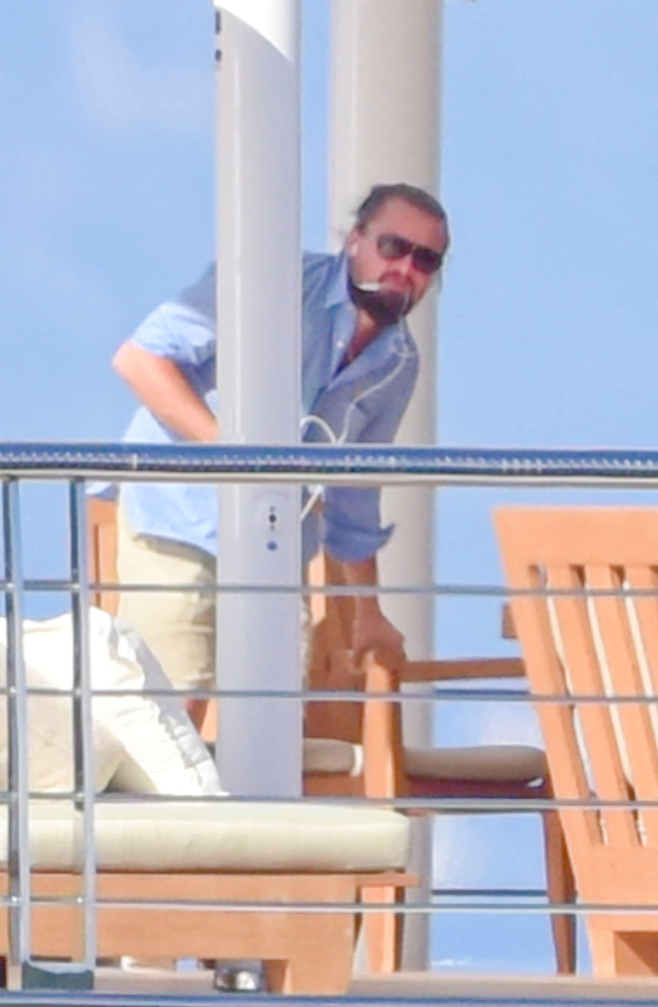 Ancló su soledad frente a la costa mediterránea de Francia.