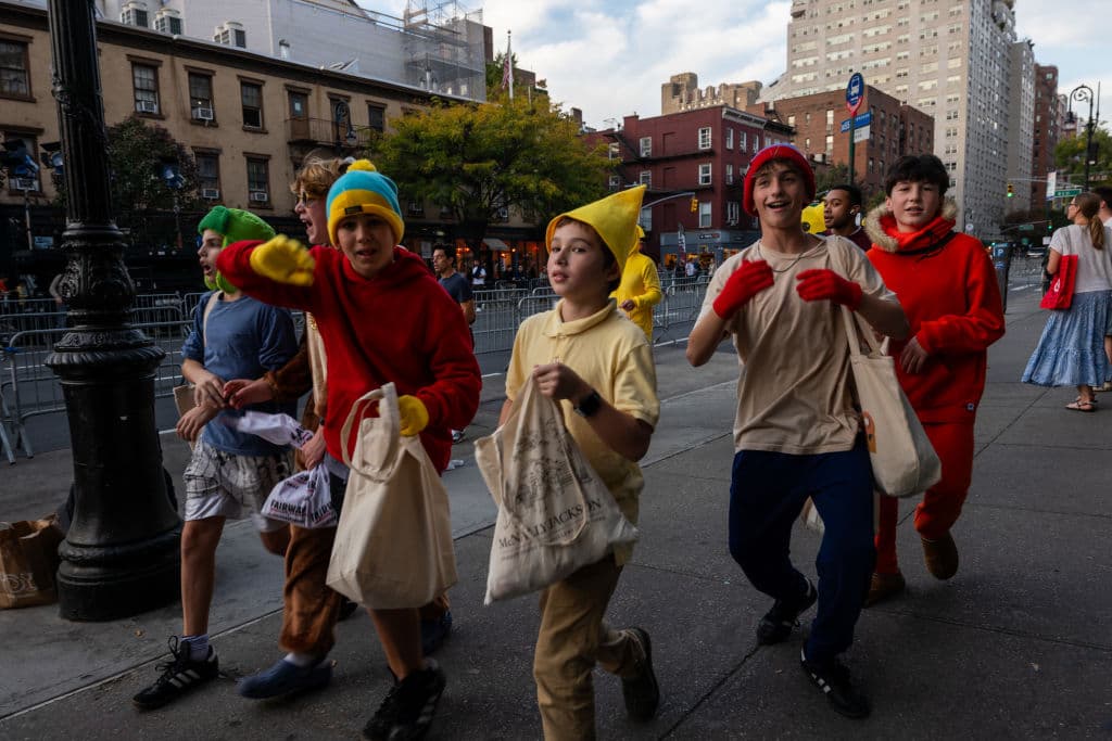 La edición 51 de este tradicional desfile convocó a neoyorquinos y turistas. Varios utilizando sus mejores y más originales disfraces.
