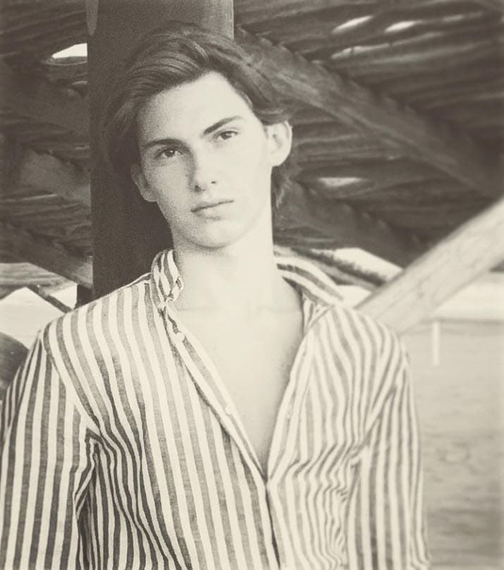 <b><a href="https://www.univision.com/famosos/al-borde-de-las-lagrimas-eugenia-cauduro-recuerda-cuando-su-hijo-le-pidio-una-mama-delgada-fotos">Patricio es el primogénito</a></b> de la actriz, tiene 17 años.
<br>