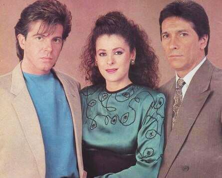 El hijo del también actor Fernando Luján comenzaba a brillar en las telenovelas cuando Carla Estrada lo buscó para participar en 'Quinceañera'.