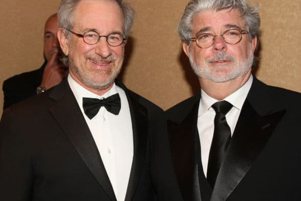 George Lucas entra por los pelos en el Top 100 con $3,250 millones. El creado de Star Wars aún sigue ingresando un montón de dinero cada año por los derechos de la saga y ocupa el puesto 97º. Su amigo Steven Spielberg, con sus $3 mil millones, ocupa el lugar 110º.