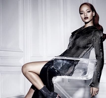 ¿Eres fan de Riri y quieres realizarte un cambio de look radical? ¡Llegaste al sitio correcto! Inspírate con los mejores hairstyles de la cantante de Barbados.