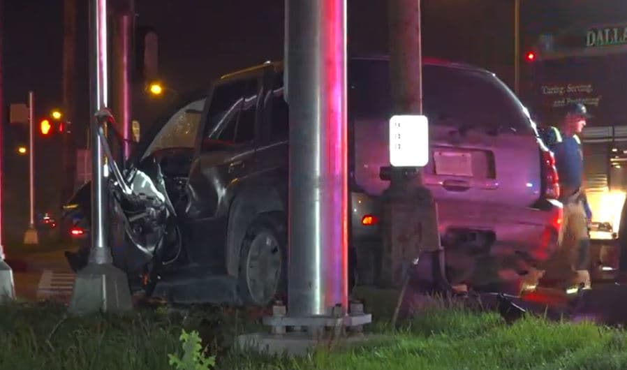 Muere una persona tras accidente entre dos vehículos en Dallas