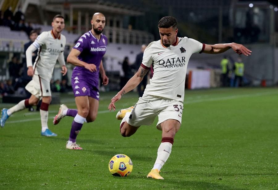 Fiorentina vio la derrota ante el AS Roma 1-2. Spinazzola abrió el marcador para los de 'La Loba', pero se empató al minuto 60 con un gol de Spinnazola. Ya a minutos de terminar el partido, quien hizo el gol de la victoria fue Diawara al 88, durante la Jornada 25 de la Serie A.
