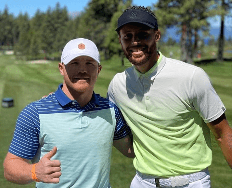 'Canelo' Álvarez le da clases de boxeo a Stephen Curry 