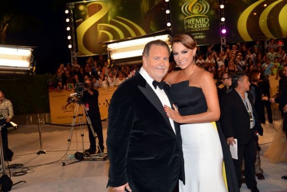 Ninel y Raúl sí que son de los más besucones.