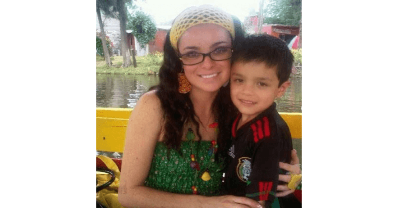 Violeta Isfel y su hijo, Omar