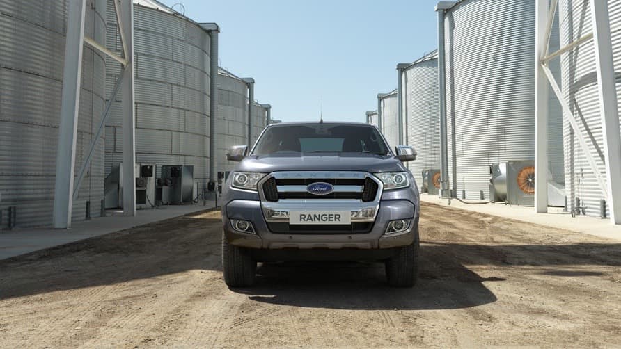 Ford vende una
<b>versión global de la Ranger</b> en varios territorios del planeta. Los rumores indican que la versión que se venderá en Estados Unidos estará basada en la Ranger global.
<br>
<br>En la imagen se observa la versión que se vende en Australia y Nueva Zelandia.