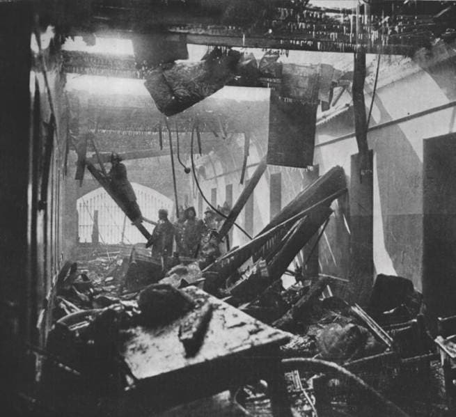 <b>HOSPITAL ESTATAL DE MANHATTAN:</b> El incendio en el hospital de Ward's Island el 18 de febrero de 1923 causó la muerte de 27 personas, tres años después de que las autoridades dijeran que el edificio corría un alto riesgo de sufrir un incendio catastrófico, según la Asociación Nacional de Protección contra Incendios.