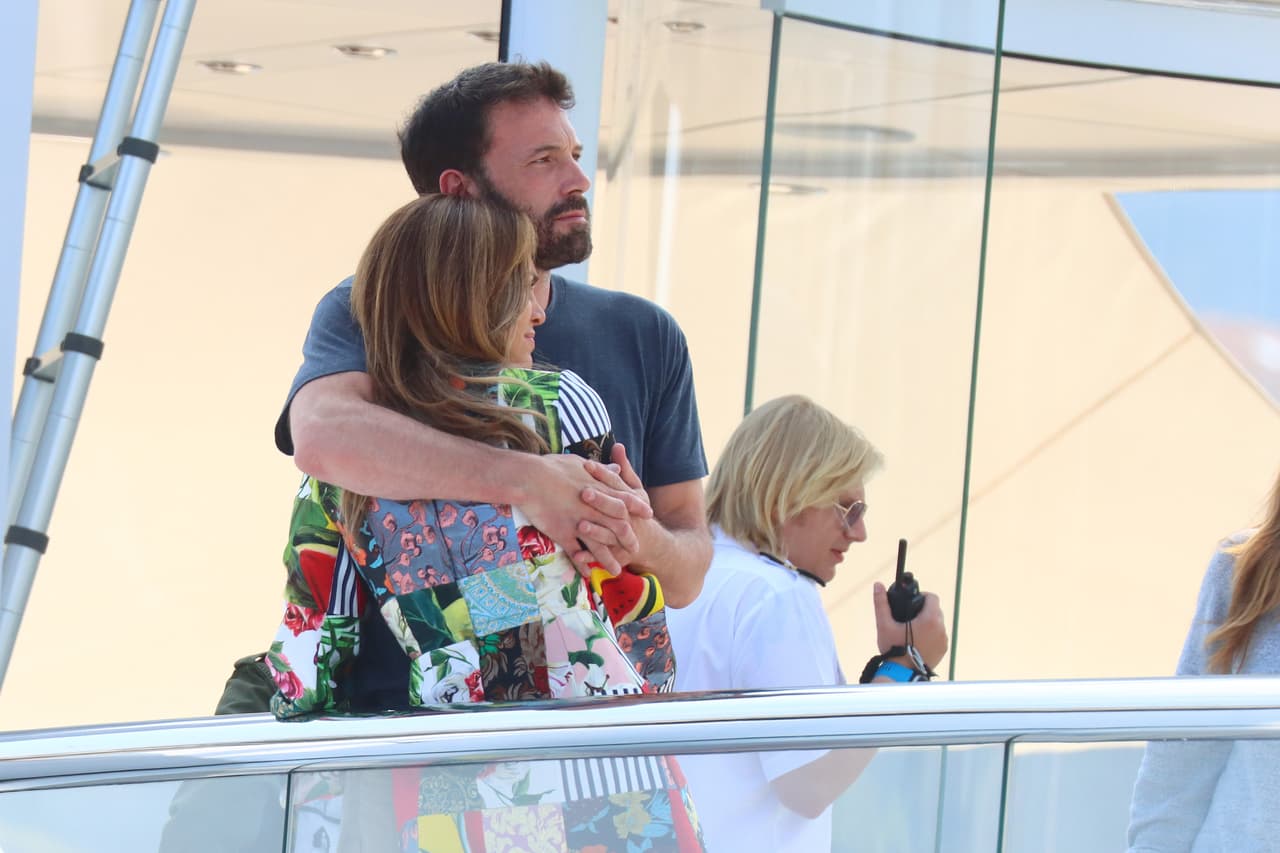 Según fuentes de Us Weekly, 
<b><a href="https://www.univision.com/famosos/a-rod-jlo-st-tropez-ruptura" target="_blank">A-Rod ya había planeado el viaje con JLo</a></b> en este lugar desde antes de que terminaran su relación. 
<br>