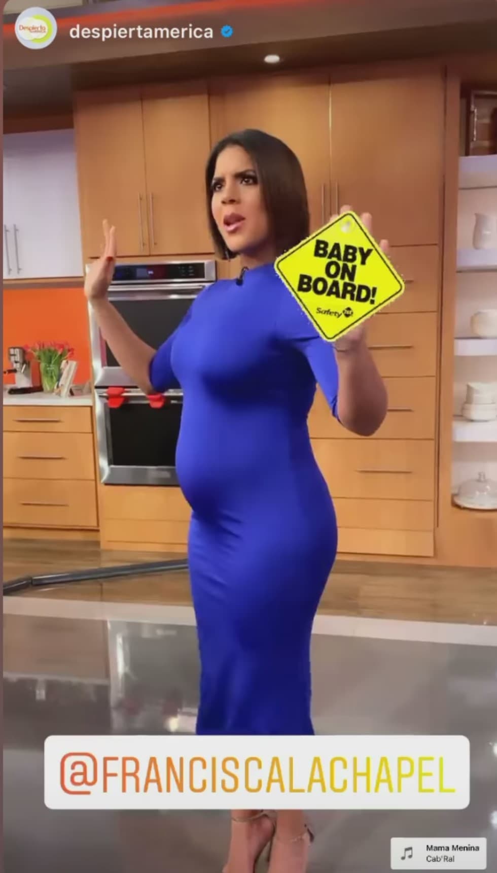 Pero sus fans no son los únicos que están felices con su embarazo, pues su familia de Despierta América comparte también está gran alegría con ella.