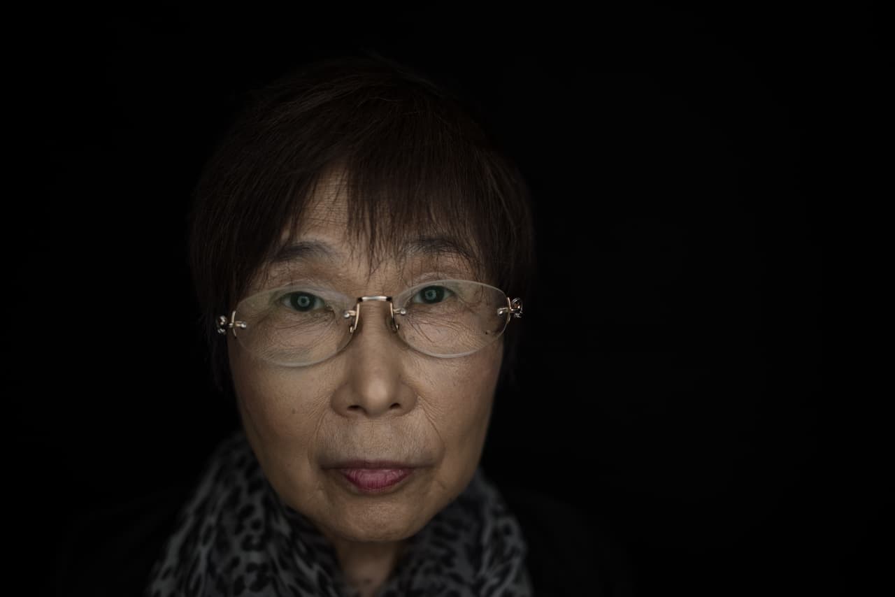 Keiko Ogtura, de 78 años, dedica su vida a mantener viva la memoria de aquel día devastador. Comparte sus experiencias con los turistas que visitan el Parque de la Memoria de Hiroshima.