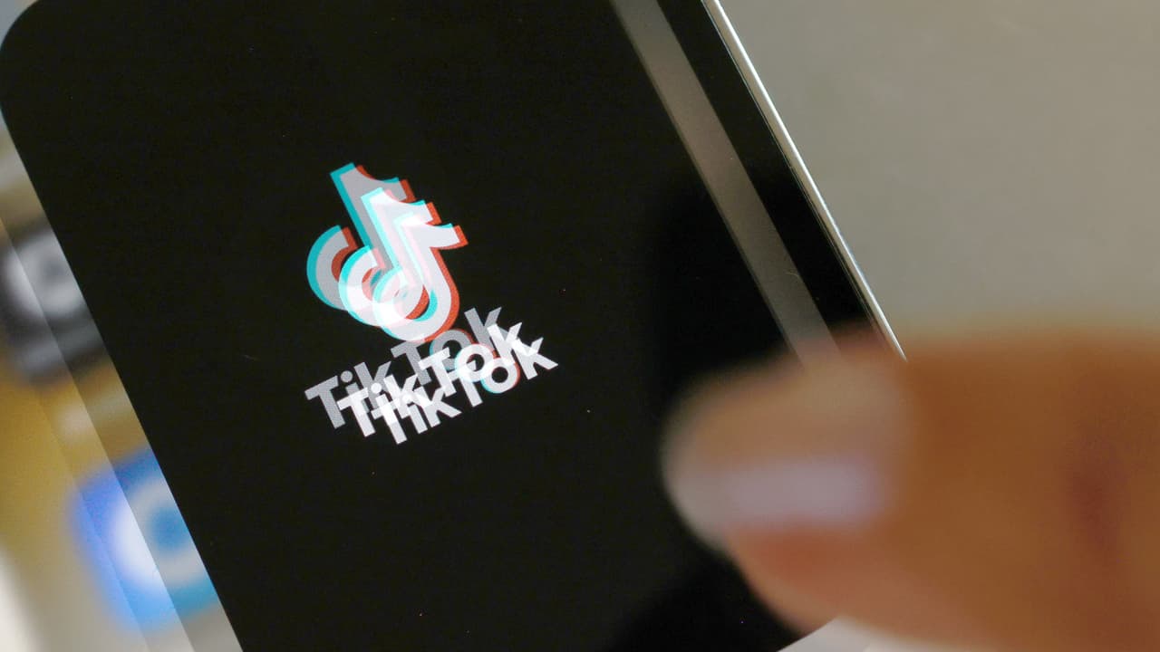 Buscan regular Tiktok en Illinois: Autoridades interponen una demanda a la aplicación por ser adictiva