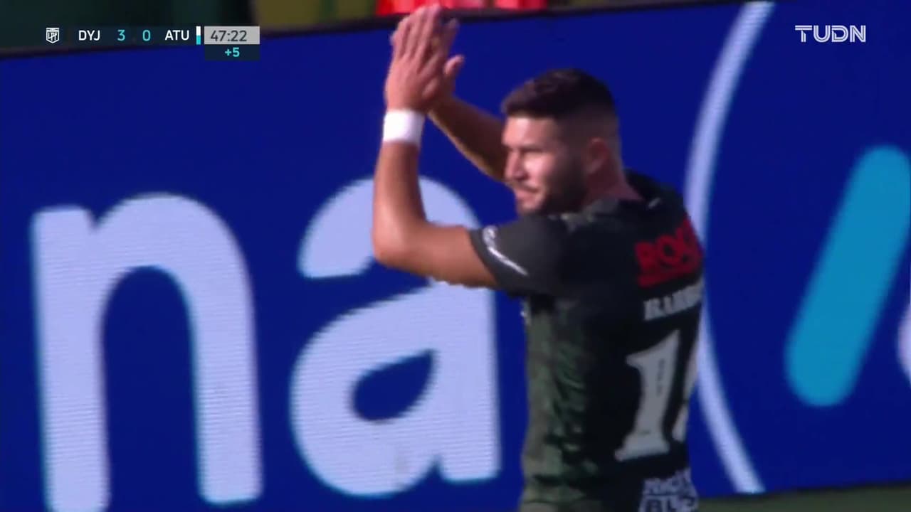 ¡La ley del ex! Barbona clava el 3-0 para Defensa y Justicia