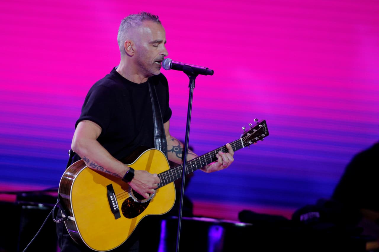 'La noche del gigante', 'Donde hay música', 'Terra promessa', 'Estrella gemela', 'Flor nacida ayer' y 'Nuestra vida' fueron algunos de los temas que sonaron durante su aparición.