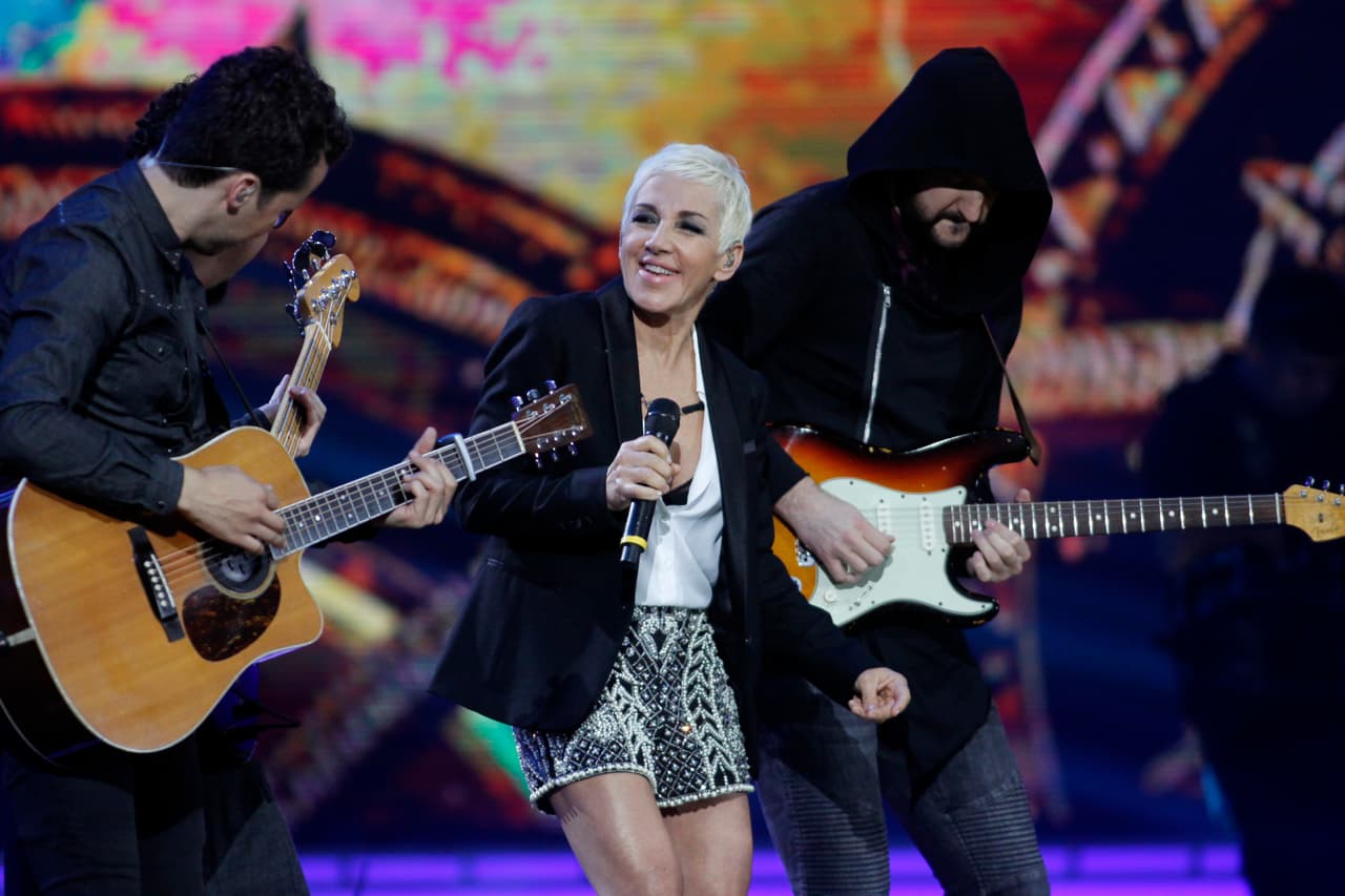 Ana también recibió las Gaviotas de Plata y Oro y fue ovacionada por sus seguidores.