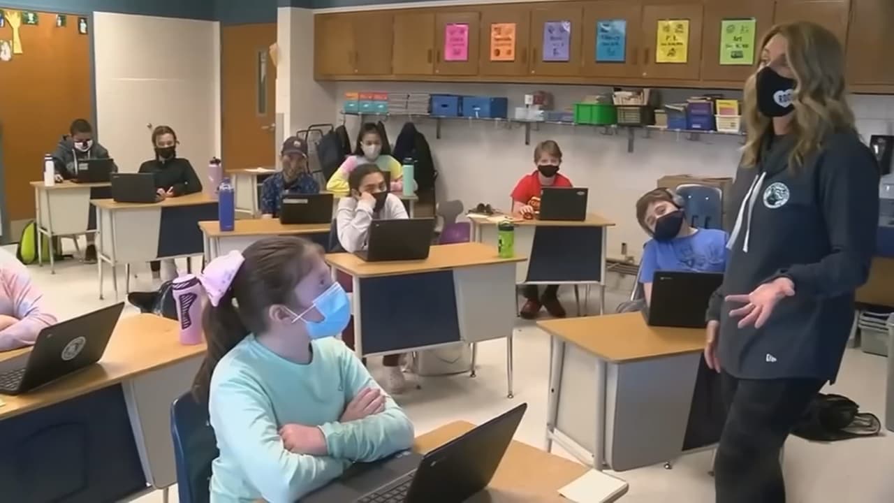 Los padres tendrán que llenar un formulario donde autoricen que sus hijos no lleven mascarilla.