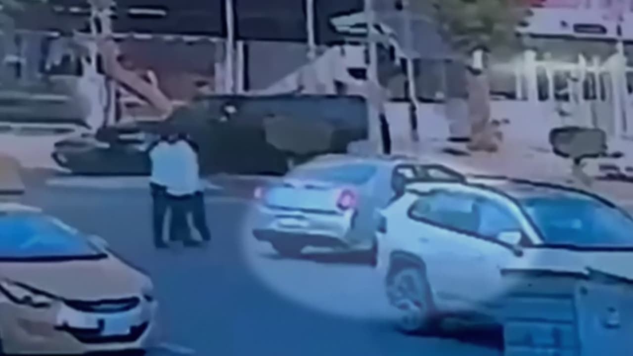 Liberan a la periodista estadounidense Shelly Kittleson tras secuestro en Bagdad