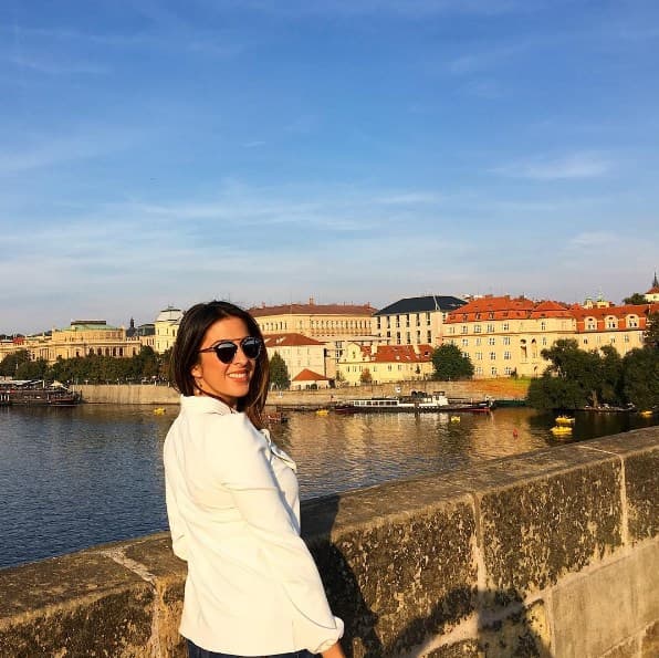 En el famoso Charles Bridge se puede disfrutar de algunas de las panorámicas más bellas de Praga.