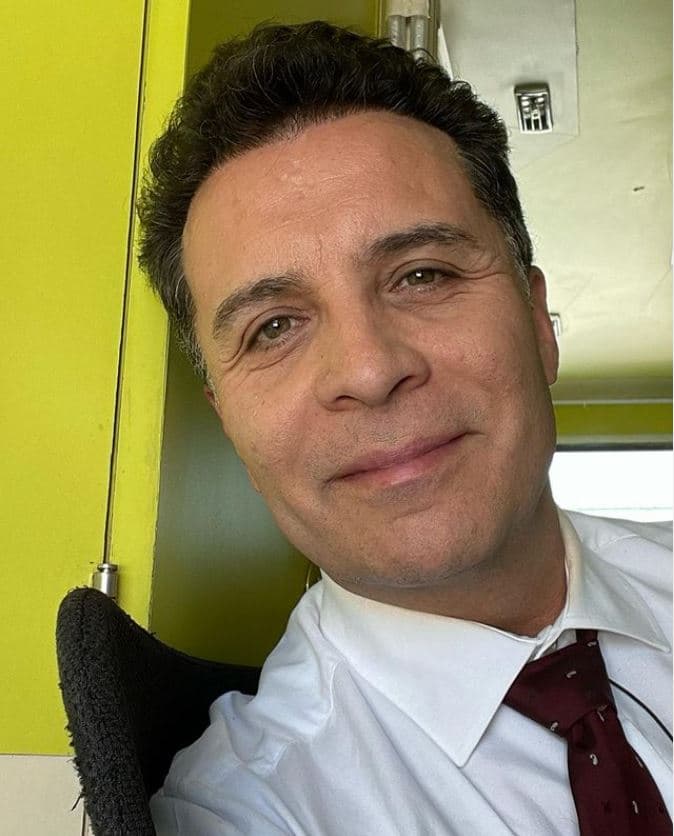 Ante esta situación, Nájera compartió su preocupación sobre la homofobia latente en las instituciones. "Cuando alguien no muestra respeto hacia las personas gays, al grado de sobajarlos o humillarlos, ejerce una conducta homofóbica y claro que yo he padecido esa forma de violencia y no sólo verbal, también al no respetar mis derechos e ignorar mis peticiones", declaró de acuerdo con información recuperada por Notimex.