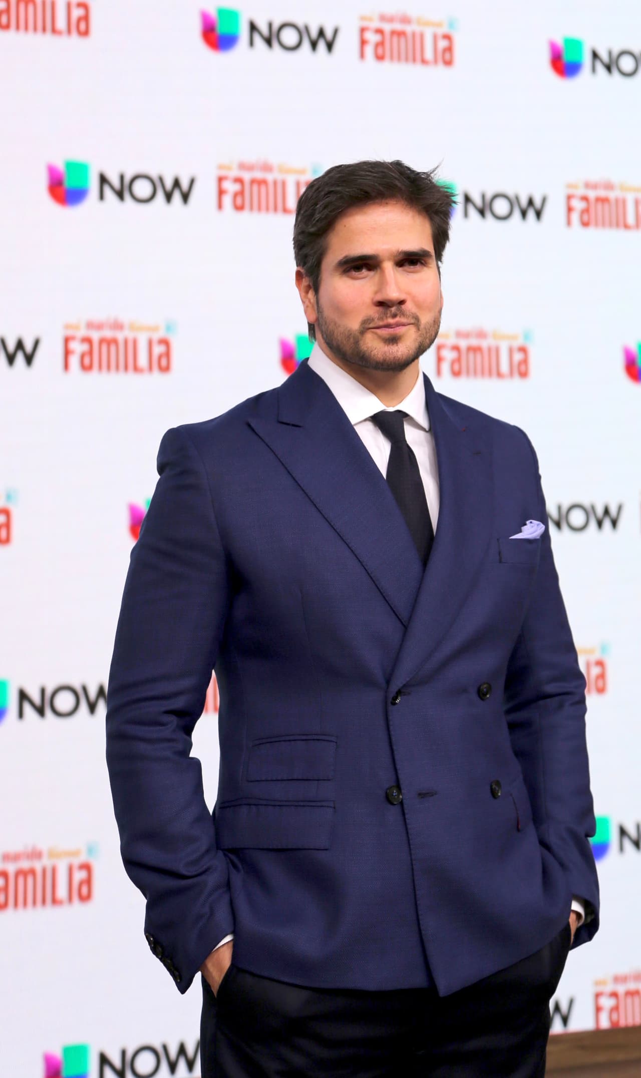 A diferencia de lo que muchos podrían suponer por su apariencia física, la comida favorita del actor son las hamburguesas. 
<br>