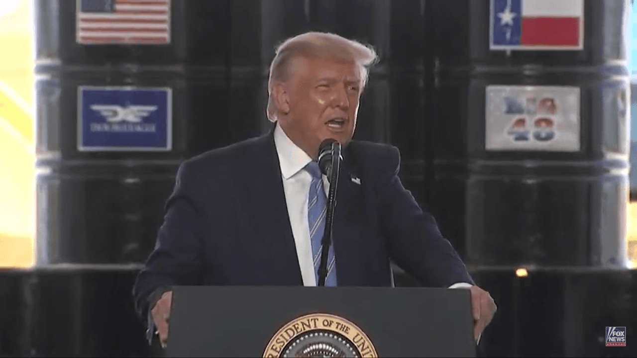 Trump visita el corazón petrolero de Texas para recaudar fondos y firmar acuerdos